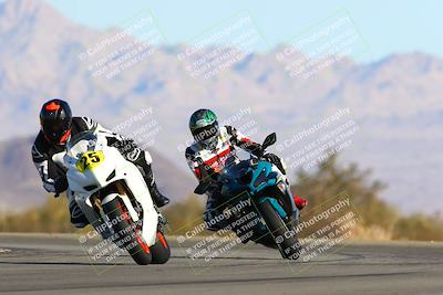 media/Jan-09-2022-SoCal Trackdays (Sun) [[2b1fec8404]]/Turn 14 (10am)/